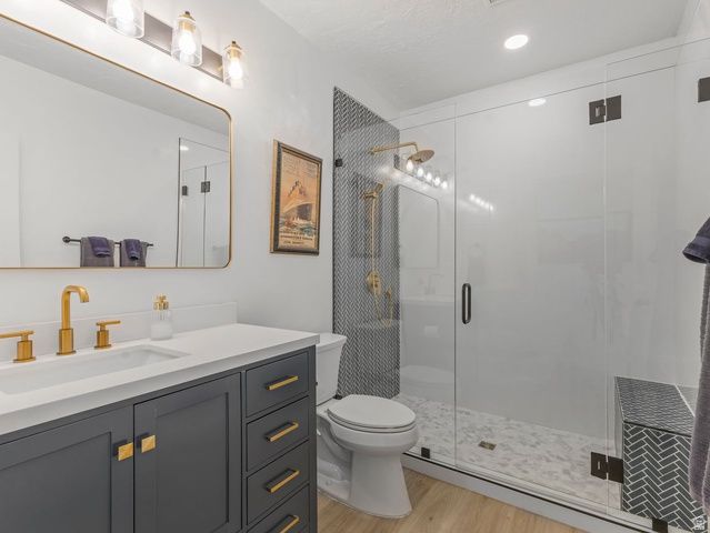 6336 S ECHOMOUNT RD, West Valley City, UT 84081