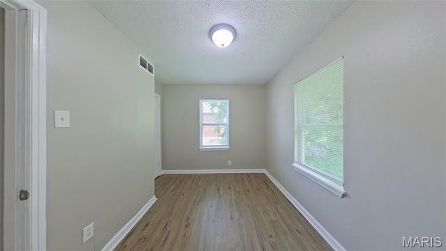424 Shirley Avenue, St Louis, MO 63135