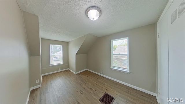 424 Shirley Avenue, St Louis, MO 63135