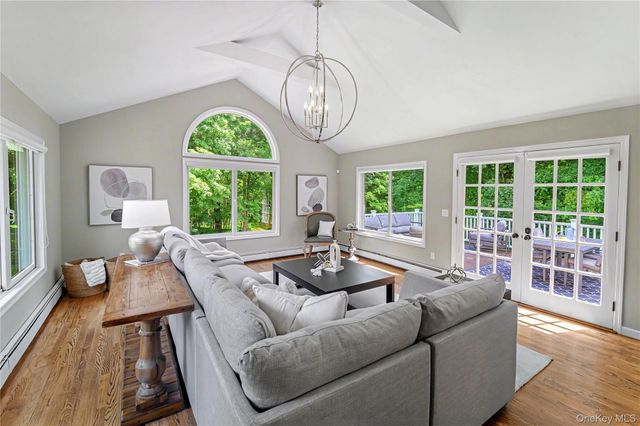 139 Smith Ridge Road, South Salem, NY 10590