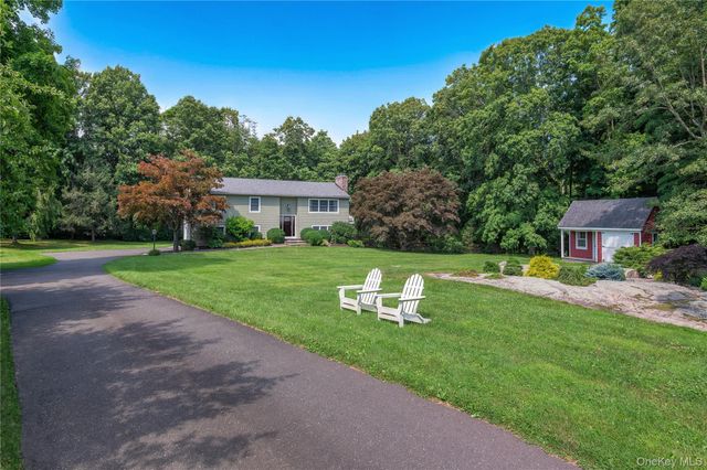 139 Smith Ridge Road, South Salem, NY 10590