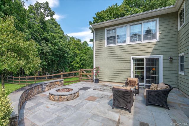 139 Smith Ridge Road, South Salem, NY 10590
