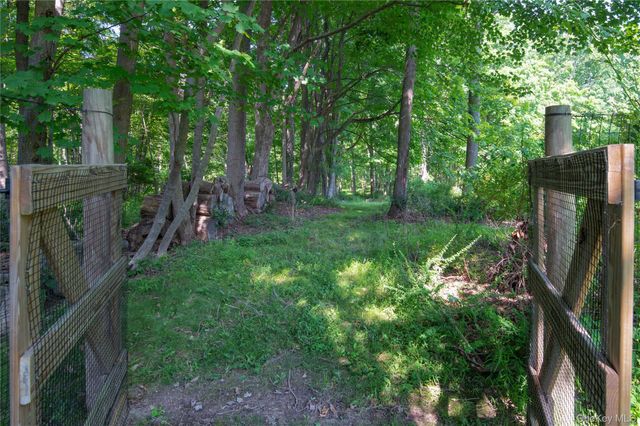 139 Smith Ridge Road, South Salem, NY 10590