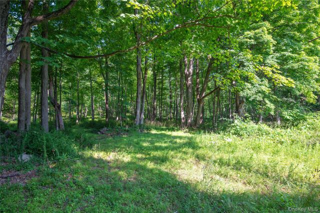 139 Smith Ridge Road, South Salem, NY 10590