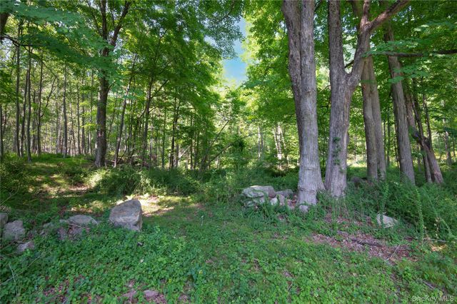 139 Smith Ridge Road, South Salem, NY 10590