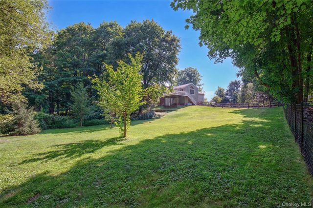 139 Smith Ridge Road, South Salem, NY 10590