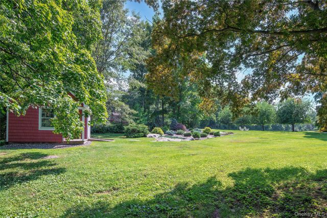 139 Smith Ridge Road, South Salem, NY 10590