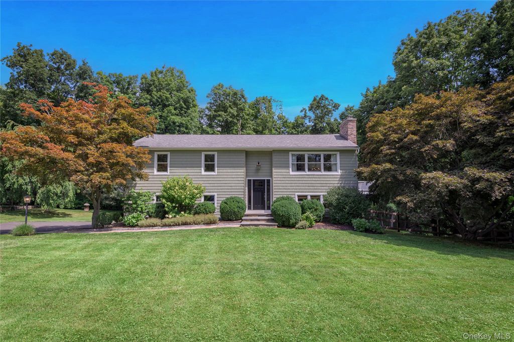 139 Smith Ridge Road, South Salem, NY 10590