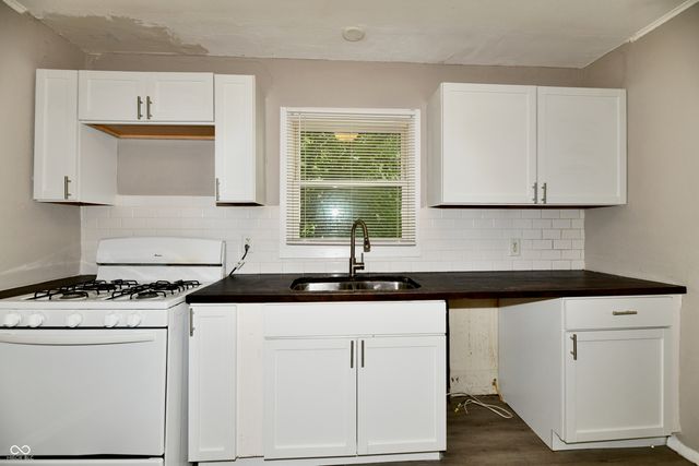 2015 Medford Avenue, Indianapolis, IN 46222