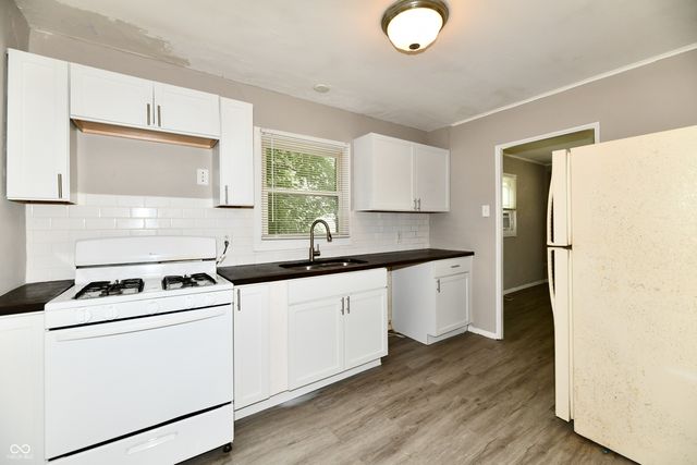 2015 Medford Avenue, Indianapolis, IN 46222