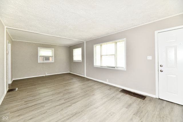 2015 Medford Avenue, Indianapolis, IN 46222