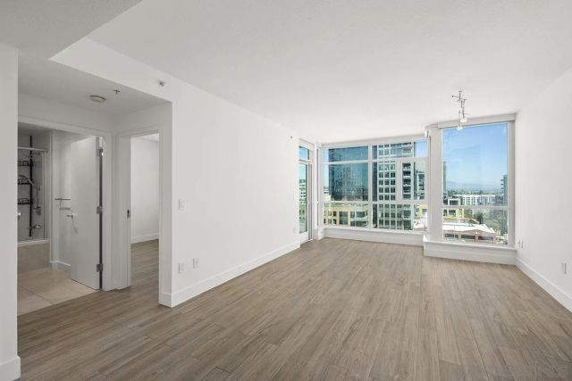 325 7th Avenue 1002, San Diego, CA 92101