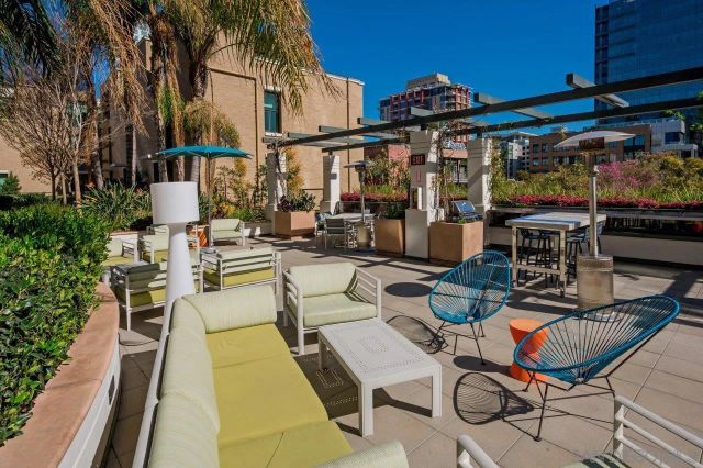 325 7th Avenue 1002, San Diego, CA 92101