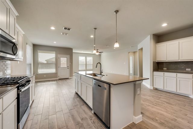 14425 Bootes Drive, Fort Worth, TX 76052
