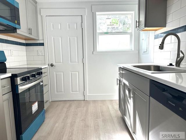 1015 Lovejoy Street, Idaho Falls, ID 83401