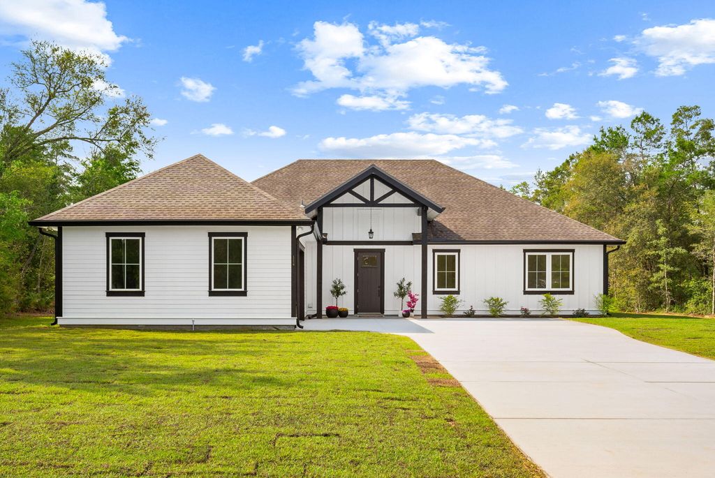 114 Lake Merial Trail, Panama City, FL 32409