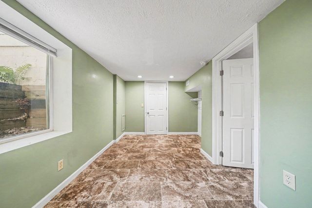 414 S Barrett Street, Niles, MI 49120