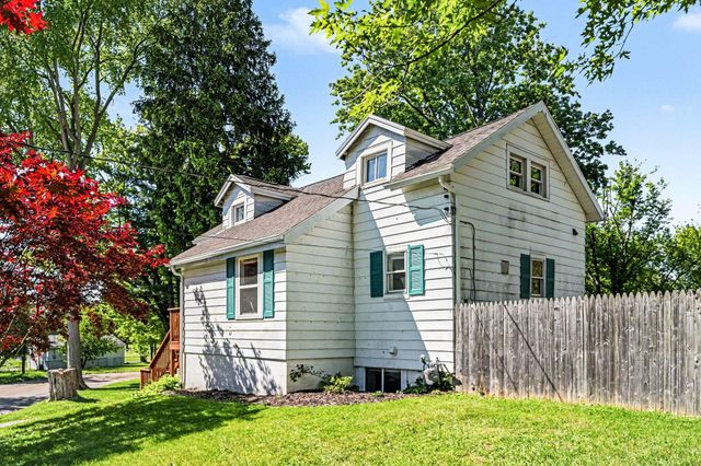 414 S Barrett Street, Niles, MI 49120