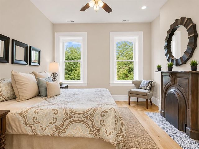2329 Hickory Street, St Louis, MO 63104