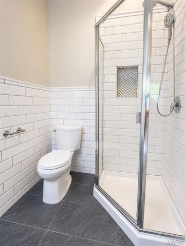 2329 Hickory Street, St Louis, MO 63104