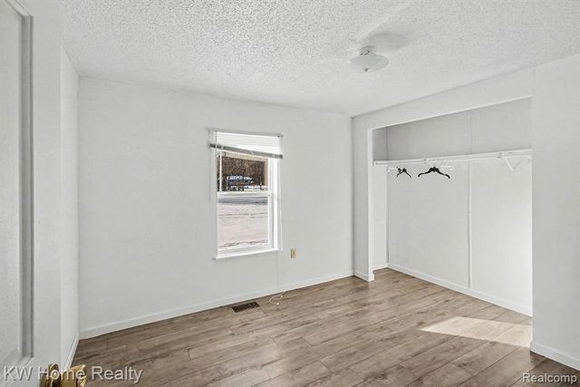 4038 Catlin Road, Columbiaville, MI 48421