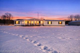 4038 Catlin Road, Columbiaville, MI 48421