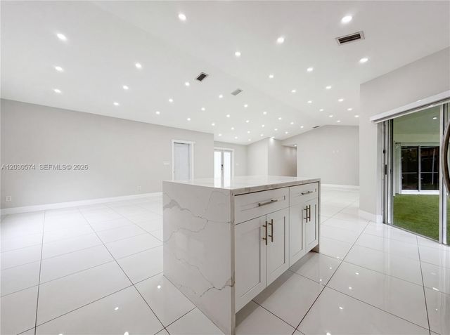 16571 SW 145th Avenue, Miami, FL 33177