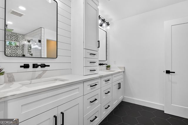 408 Grant Road, Brooks, GA 30205