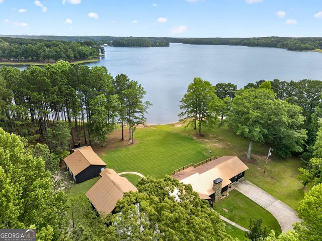 408 Grant Road, Brooks, GA 30205
