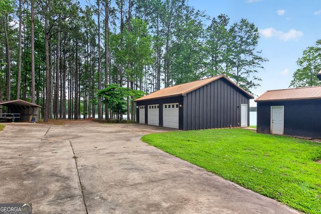 408 Grant Road, Brooks, GA 30205