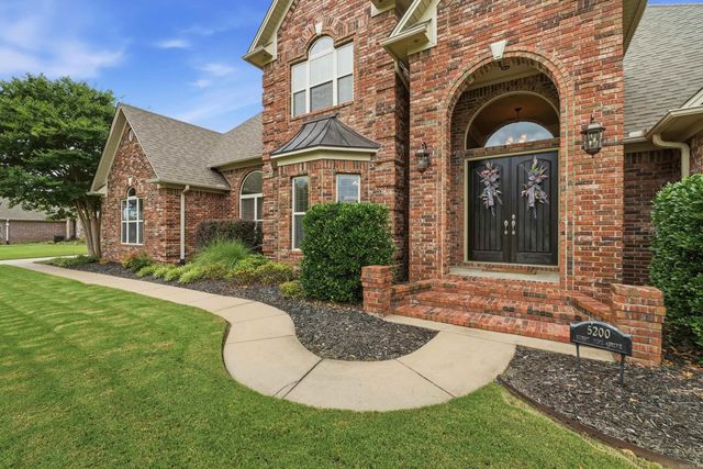 5200 Burnt Pine Dr., Conway, AR 72034