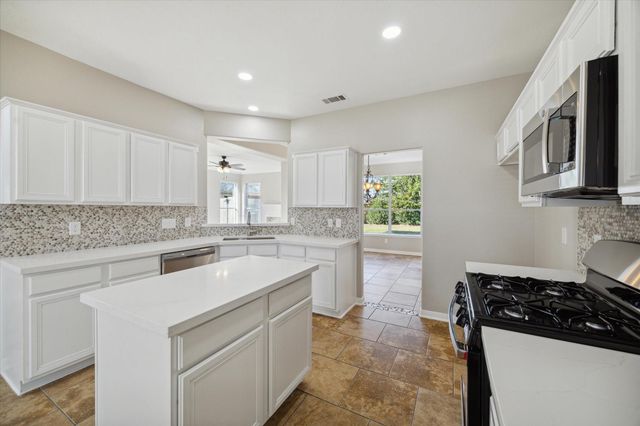 4911 Tallow Cove Drive, Baytown, TX 77521