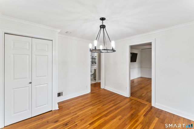 6 Prospect Drive, Newtown, CT 06470