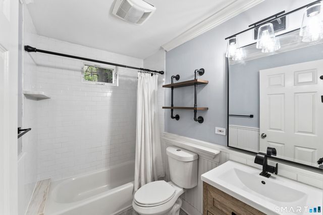 6 Prospect Drive, Newtown, CT 06470