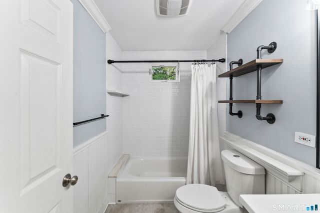 6 Prospect Drive, Newtown, CT 06470