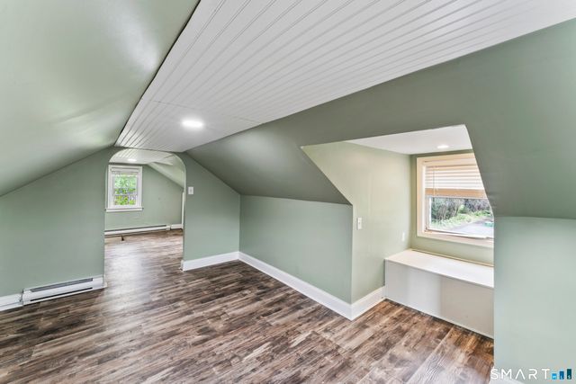 6 Prospect Drive, Newtown, CT 06470