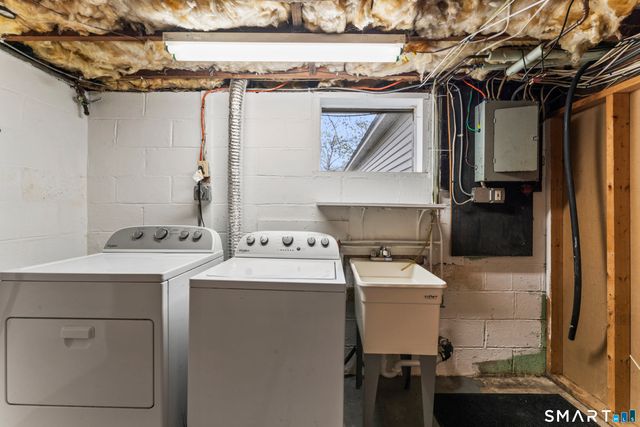 6 Prospect Drive, Newtown, CT 06470