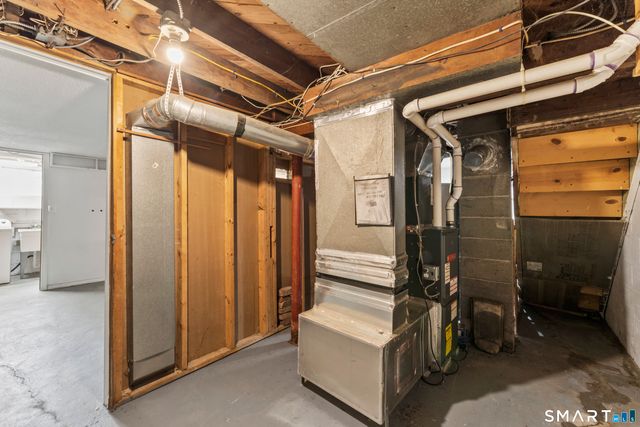 6 Prospect Drive, Newtown, CT 06470