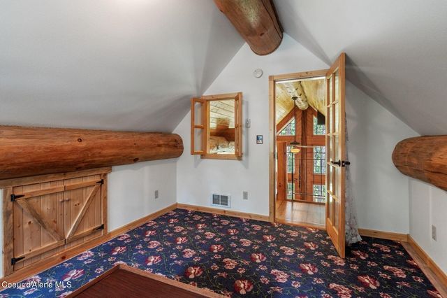 1198 Mountain View Dr, Sandpoint, ID 83864