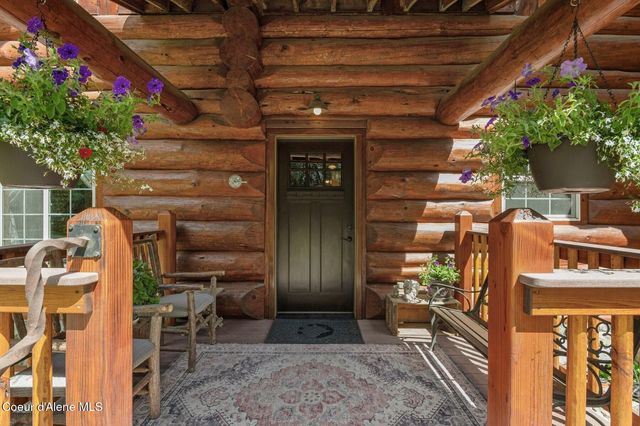 1198 Mountain View Dr, Sandpoint, ID 83864