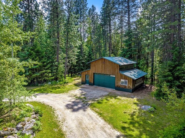 1198 Mountain View Dr, Sandpoint, ID 83864