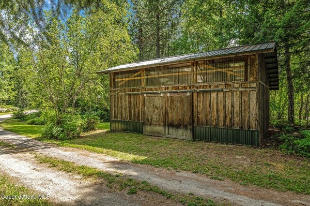 1198 Mountain View Dr, Sandpoint, ID 83864