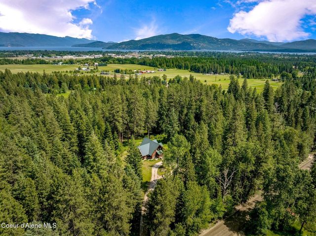 1198 Mountain View Dr, Sandpoint, ID 83864