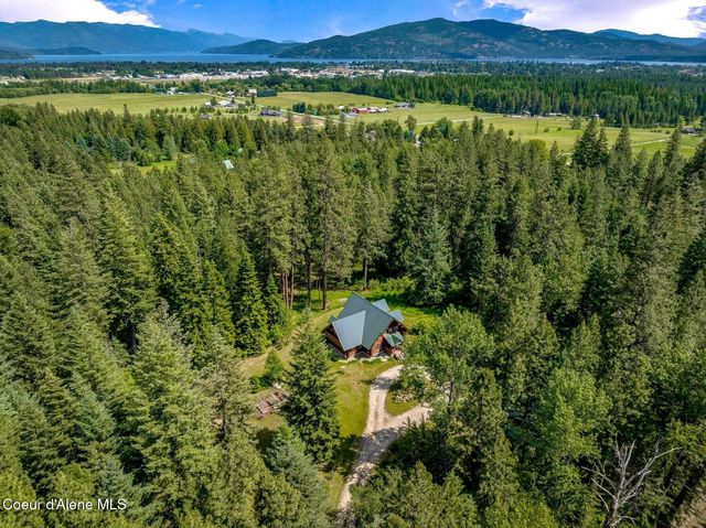 1198 Mountain View Dr, Sandpoint, ID 83864