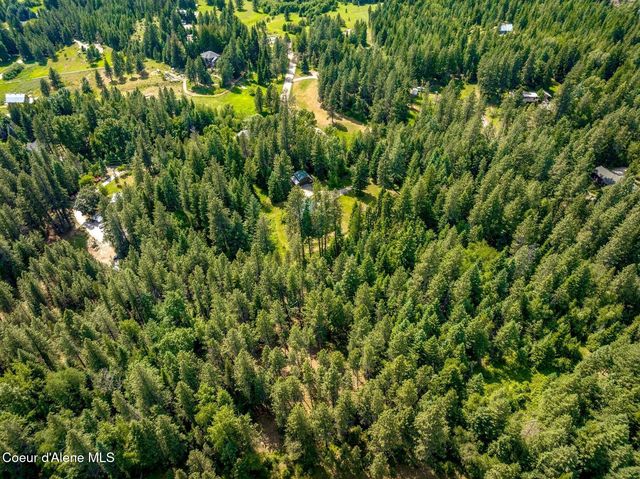 1198 Mountain View Dr, Sandpoint, ID 83864