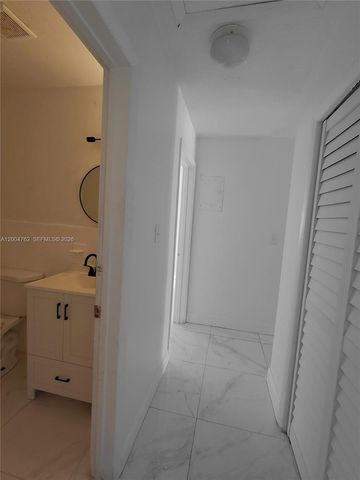 5641 NW 15th St 3, Lauderhill, FL 33313