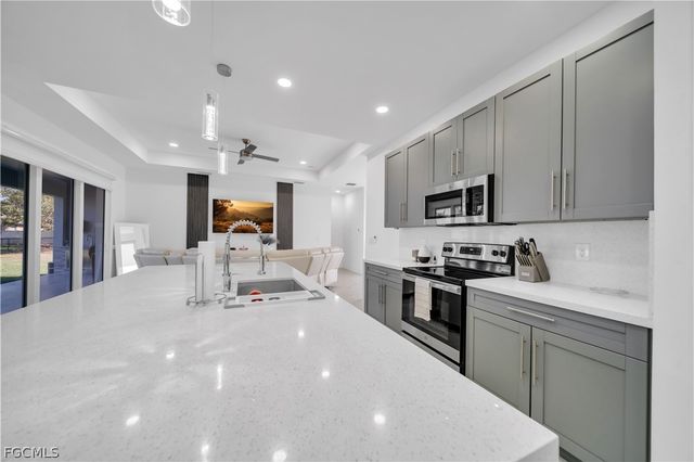 4151 NE 15th AVE, Cape Coral, FL 33909