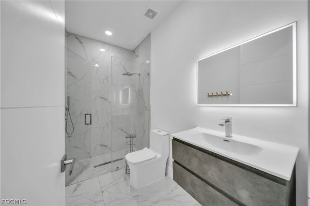 4151 NE 15th AVE, Cape Coral, FL 33909