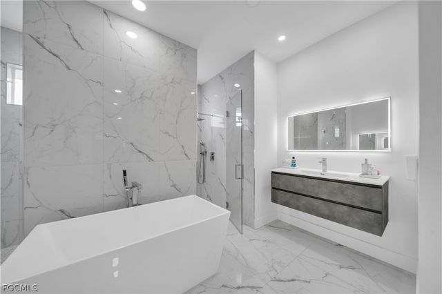 4151 NE 15th AVE, Cape Coral, FL 33909