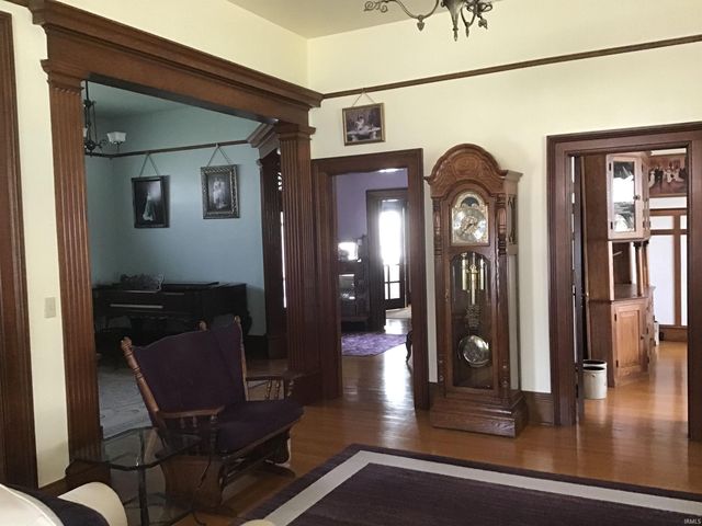 103 E Washington Street, Winamac, IN 46996